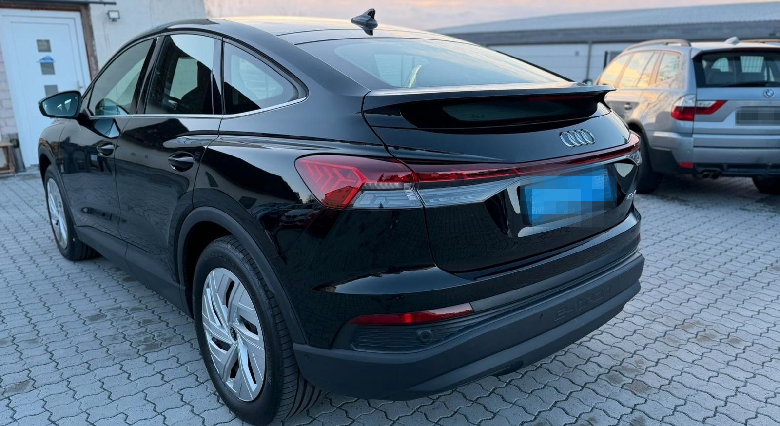 Audi Q4 e-tron Sportback 40 e-tron basis foto 5