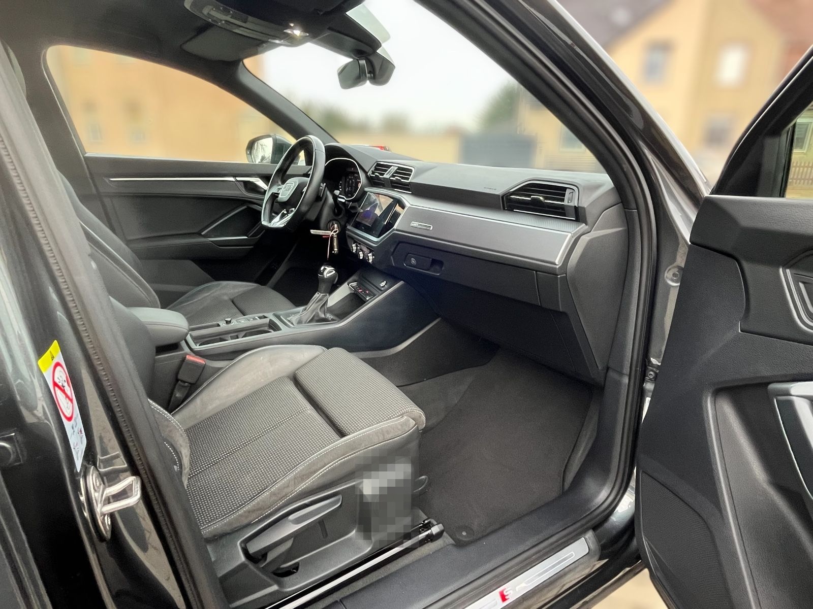 Audi Q3 Sportback 45 TFSI e *S line* foto 17