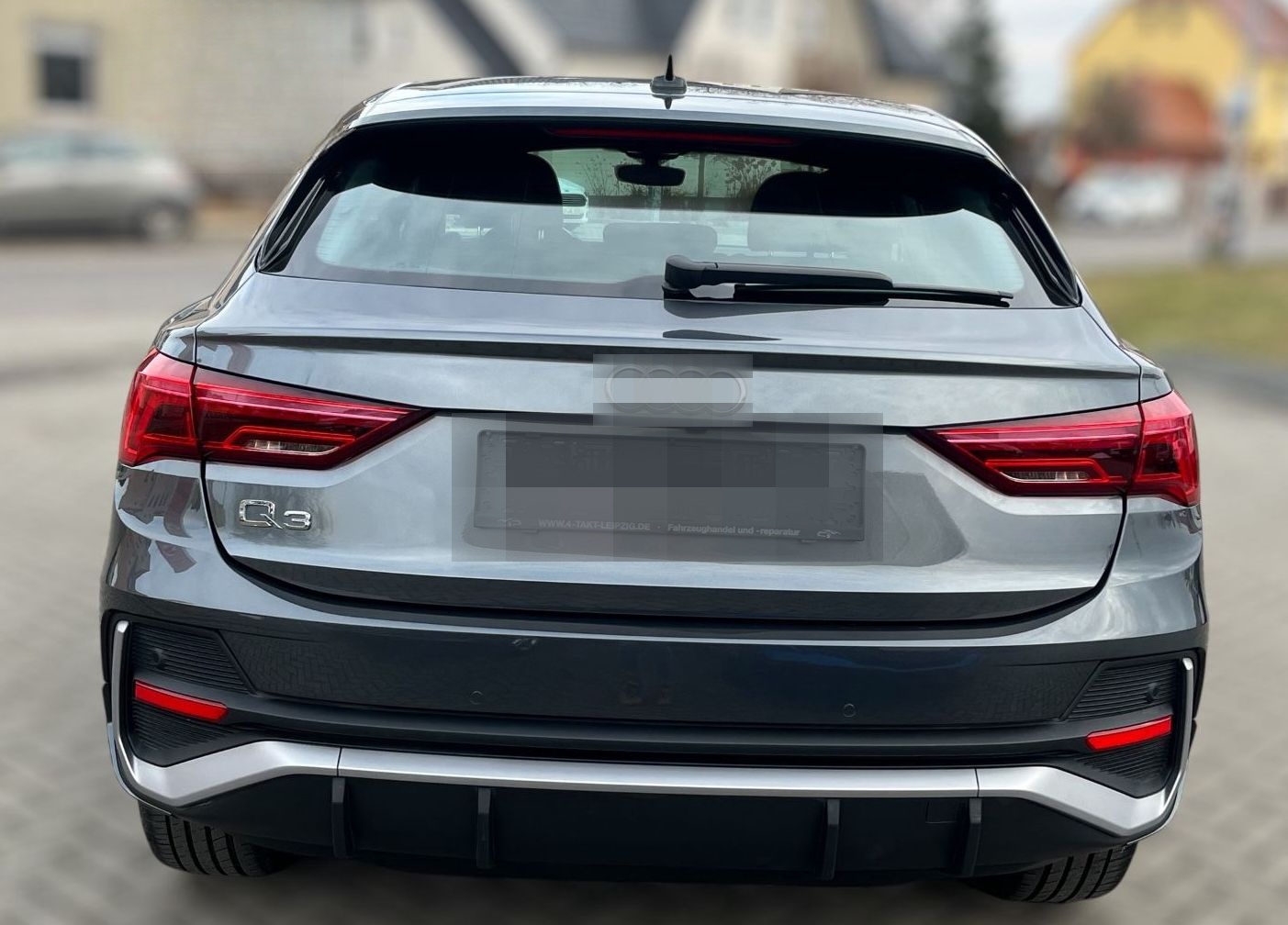 Audi Q3 Sportback 45 TFSI e *S line* foto 6