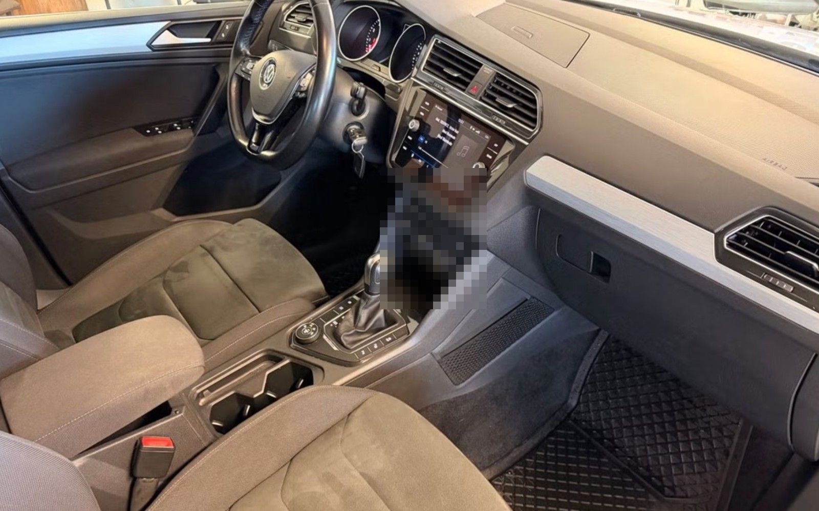 Volkswagen Tiguan Comfortline 2.0 TSI 4Motion *KAMERA/AHK* foto 10
