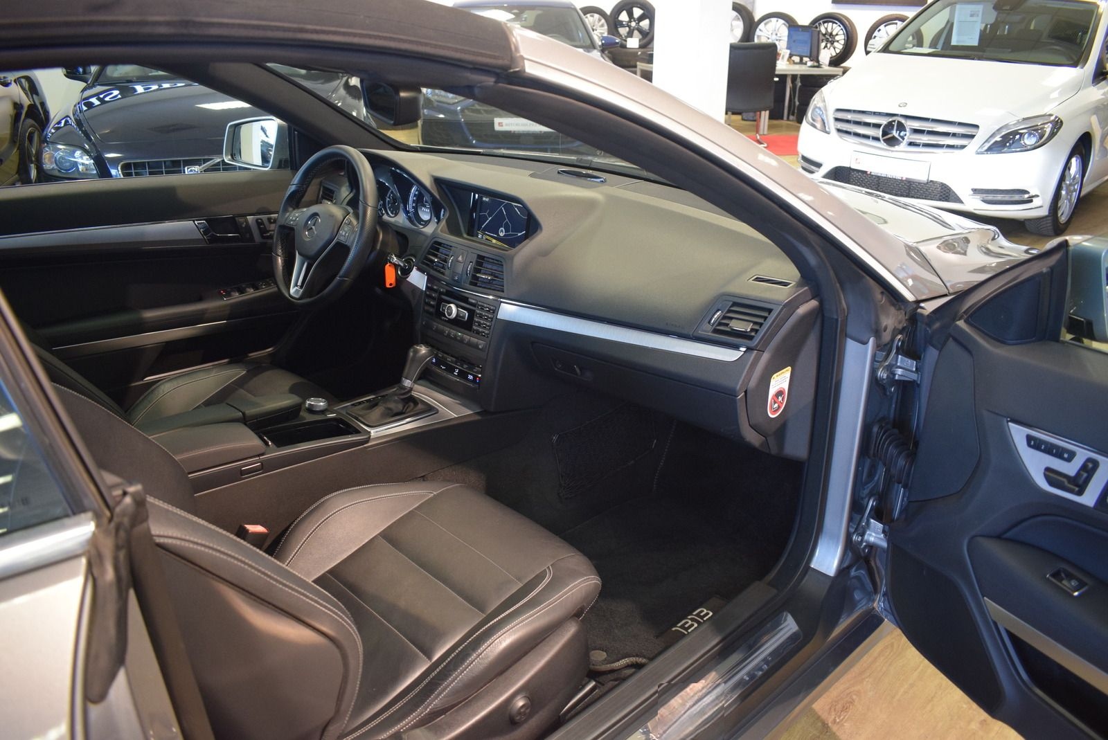 Mercedes-Benz E 250 CGI Cabrio AMG/RFK/MEMORY/AIRSCARF/STHZ foto 19