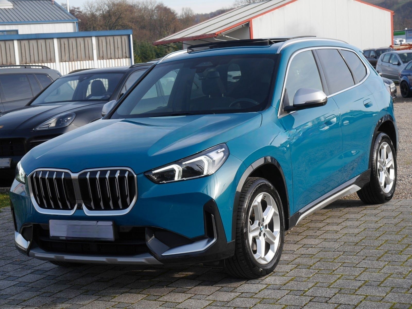 BMW X1 18 i sDri xLine Panorama/ACC/HUD/LED/AHK/360° foto 2