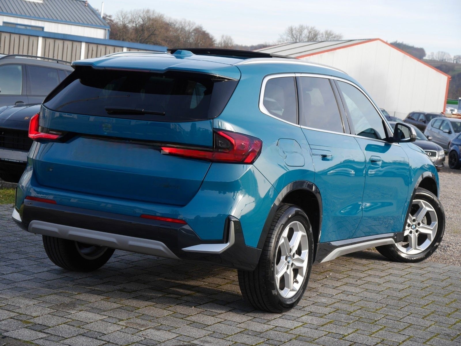 BMW X1 18 i sDri xLine Panorama/ACC/HUD/LED/AHK/360° foto 20