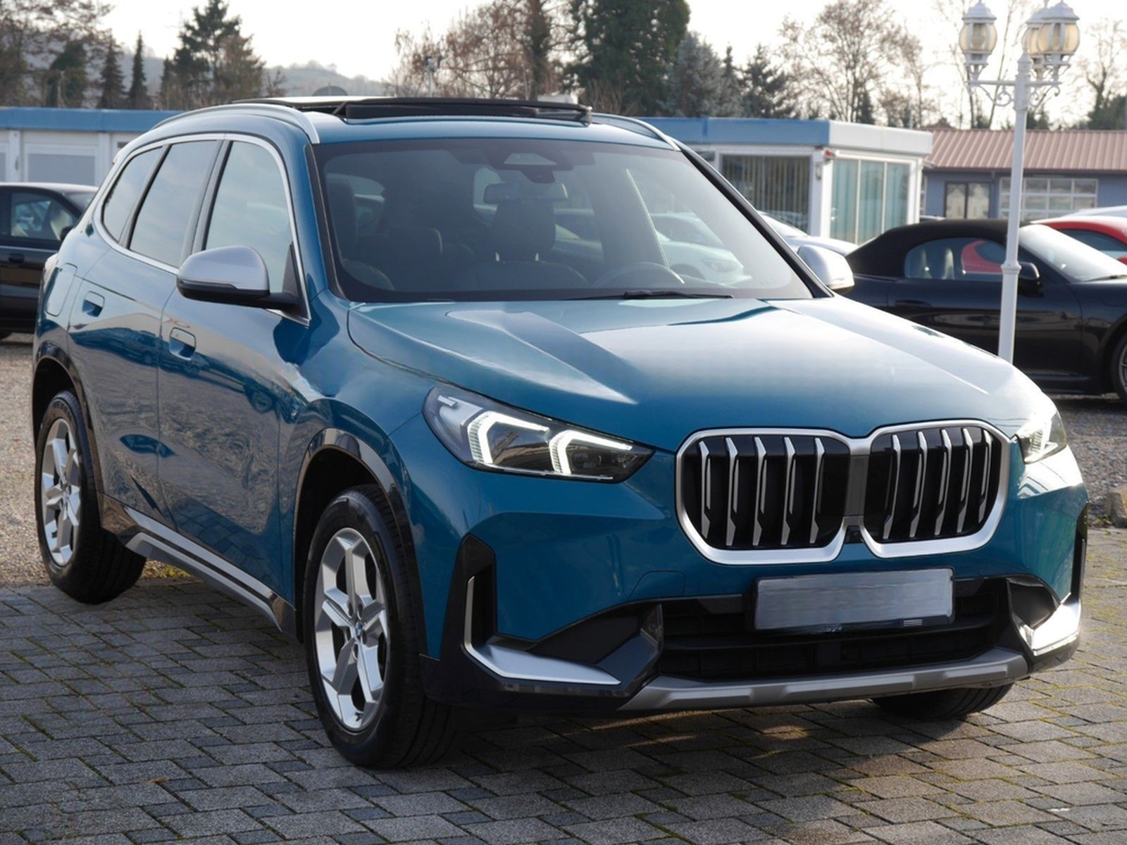 BMW X1 18 i sDri xLine Panorama/ACC/HUD/LED/AHK/360° foto 3