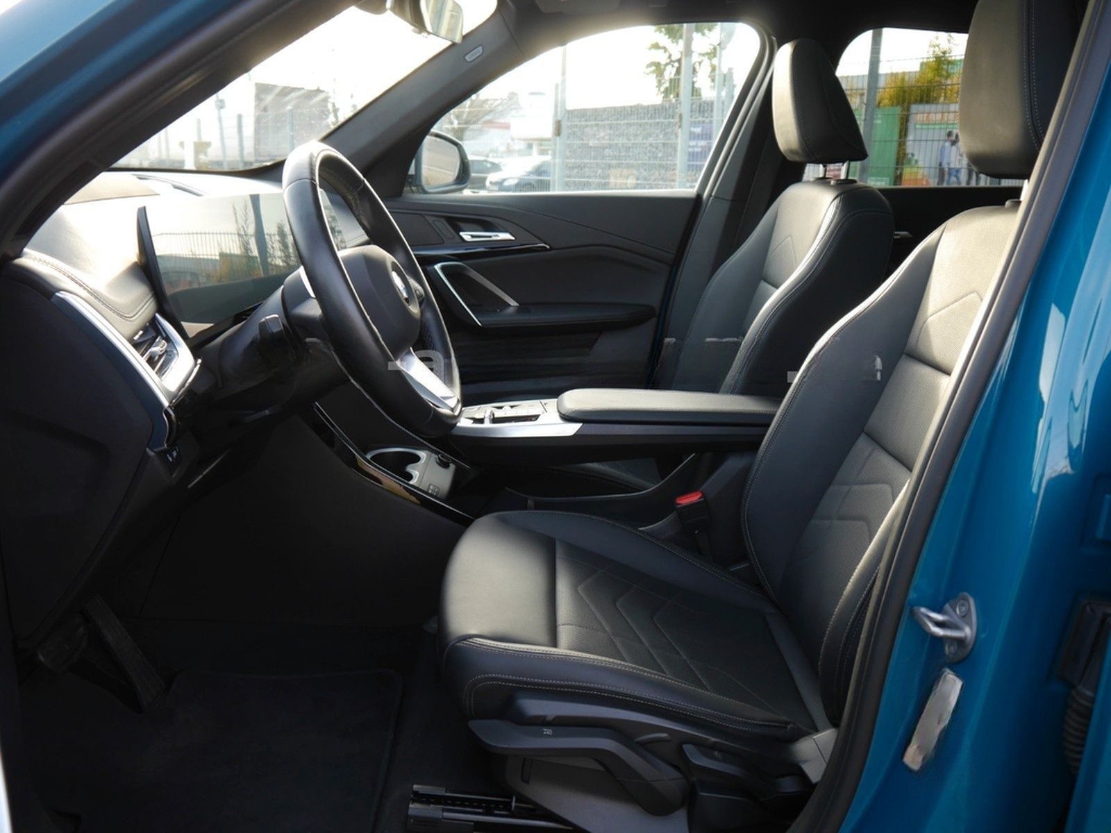 BMW X1 18 i sDri xLine Panorama/ACC/HUD/LED/AHK/360° foto 38