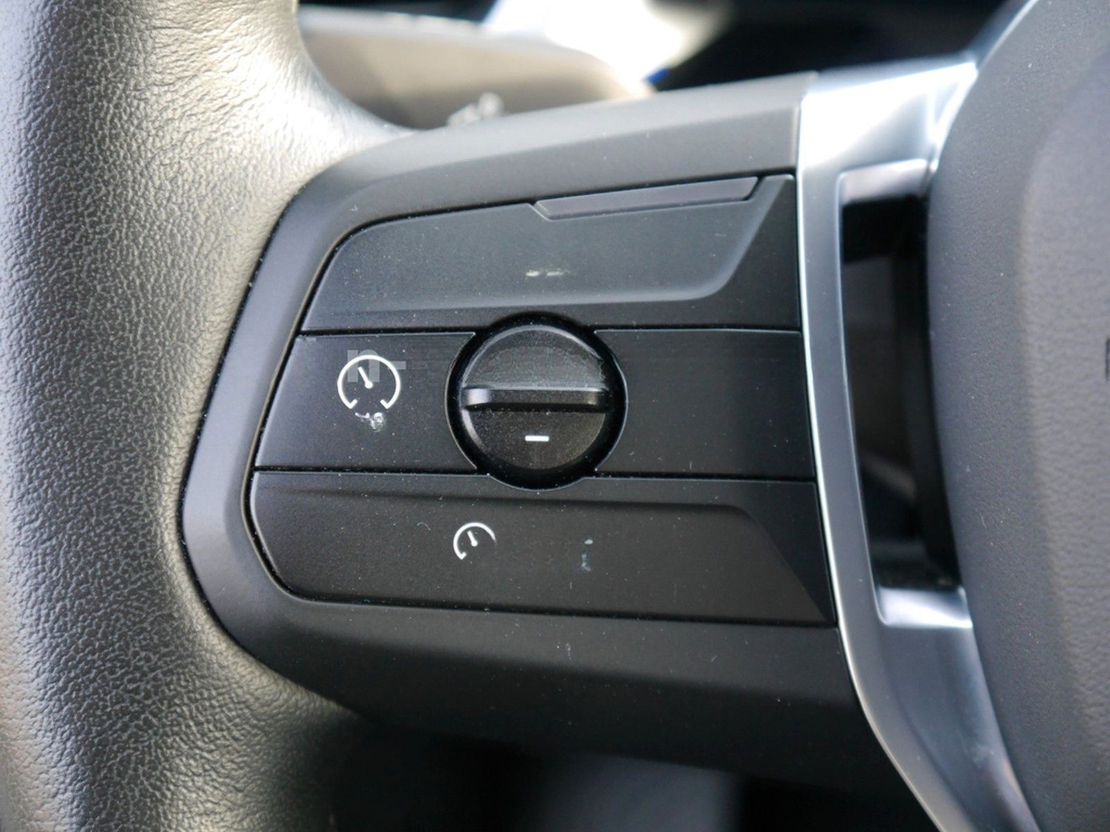 BMW X1 18 i sDri xLine Panorama/ACC/HUD/LED/AHK/360° foto 39