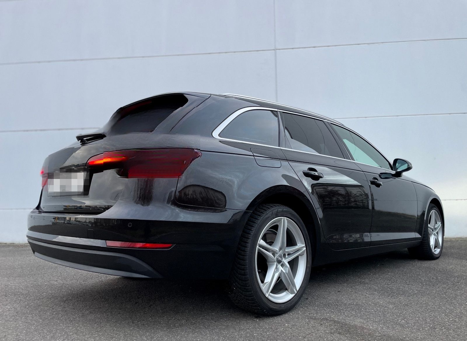 Audi A4 Avant*LED*VIRTUAL*LEDER*PANORAMA*ACC*NAVI* foto 6