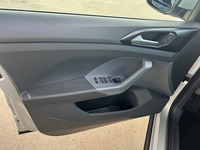 Volkswagen T-Cross 1.0TSI DSG Style+Navi+Blind*Lane foto 12