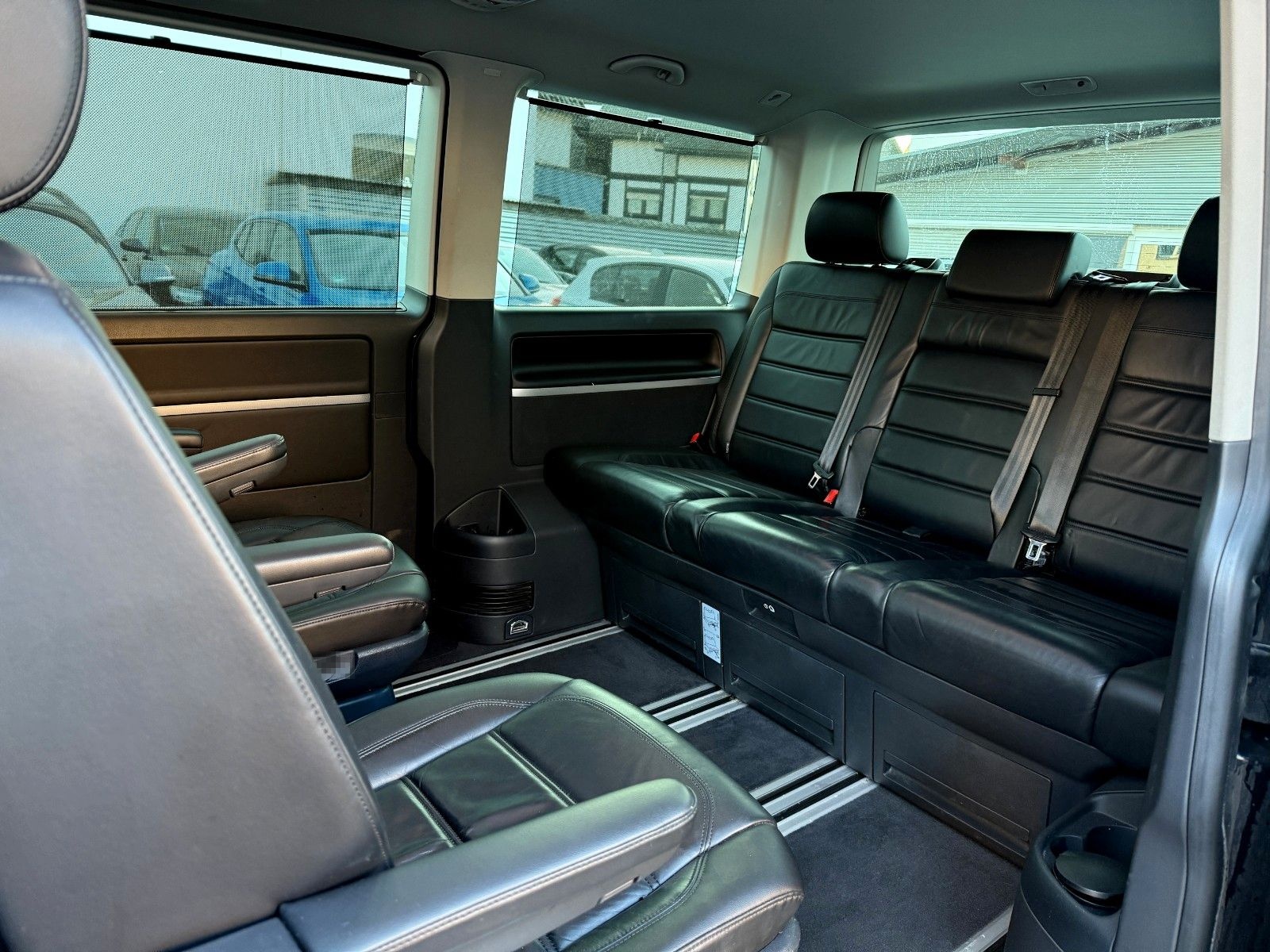 Volkswagen T6 2.0 TDI Multivan*HIGHLINE*4M*VOLL*VOLL* foto 17