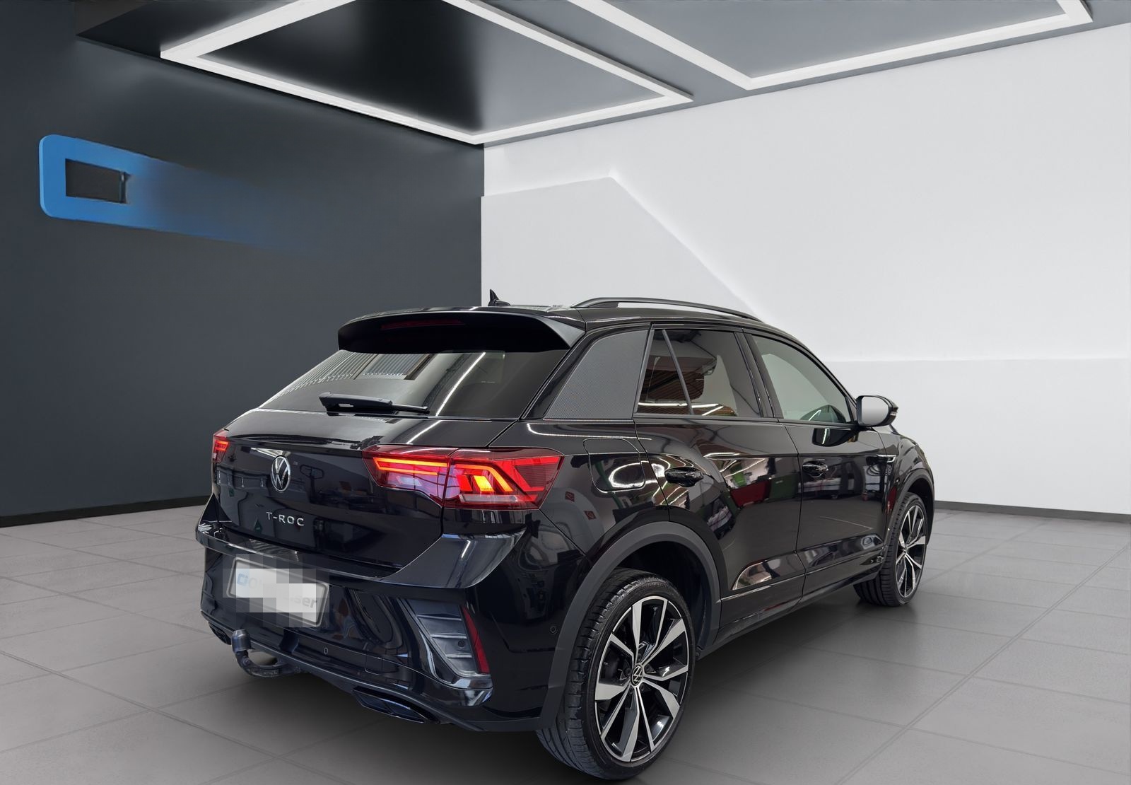 Volkswagen T-Roc 1.5 TSI DSG R-Line AHK*RFK*ACC*Massage foto 6