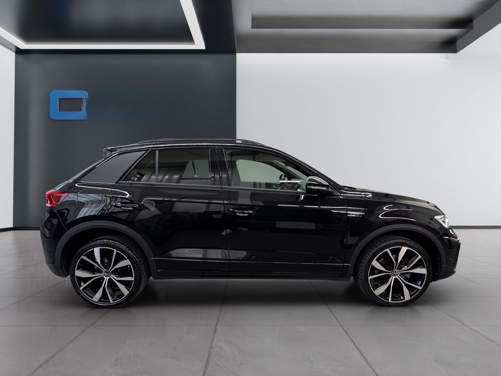 Volkswagen T-Roc 1.5 TSI DSG R-Line AHK*RFK*ACC*Massage foto 7