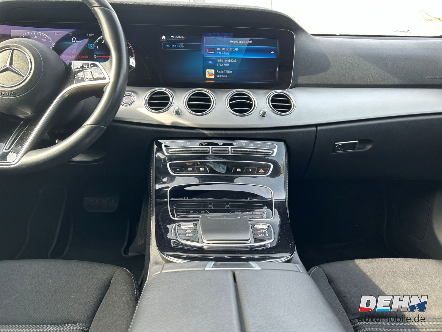 Mercedes-Benz E 300 T de Avantgarde 4Matic Widescreen Cam SHZ  foto 12