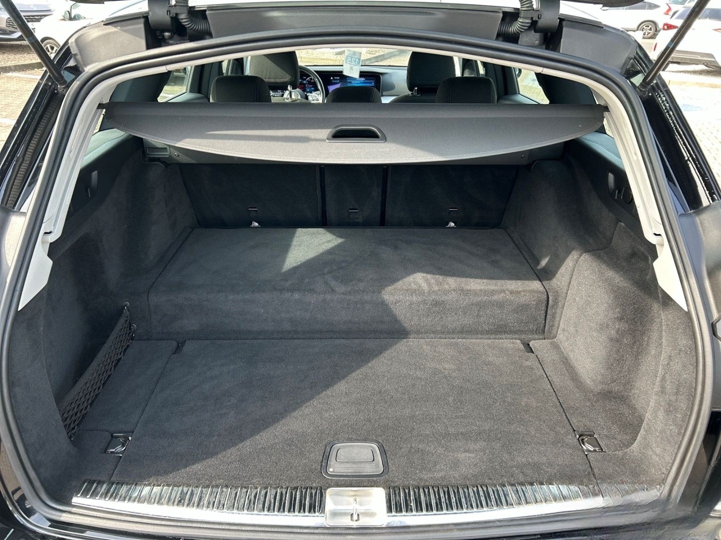 Mercedes-Benz E 300 T de Avantgarde 4Matic Widescreen Cam SHZ  foto 14