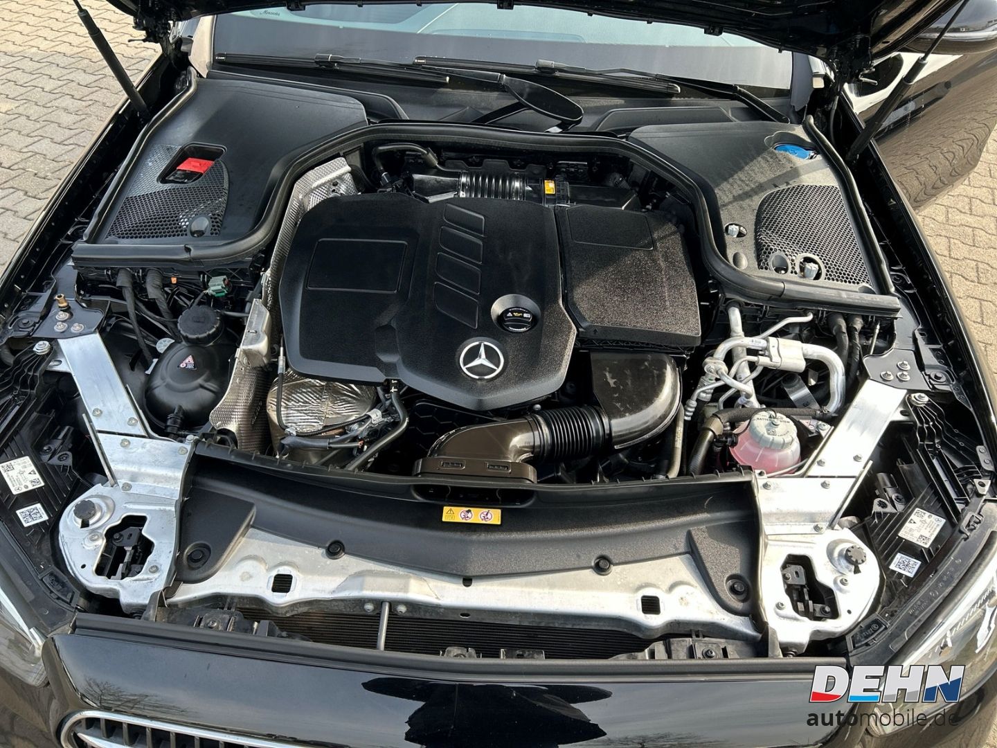 Mercedes-Benz E 300 T de Avantgarde 4Matic Widescreen Cam SHZ  foto 15