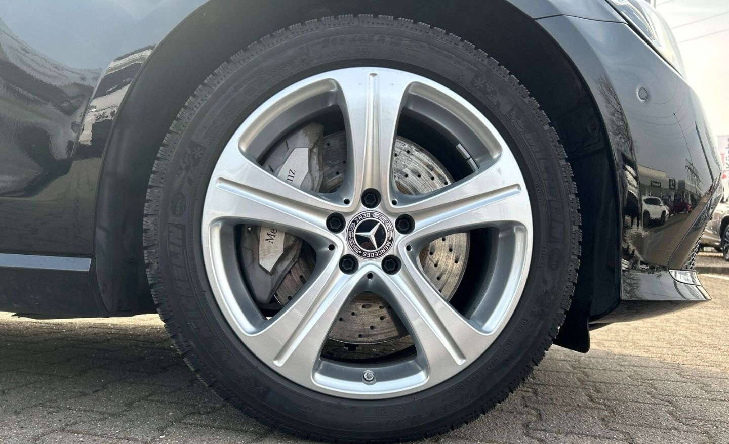 Mercedes-Benz E 300 T de Avantgarde 4Matic Widescreen Cam SHZ  foto 6