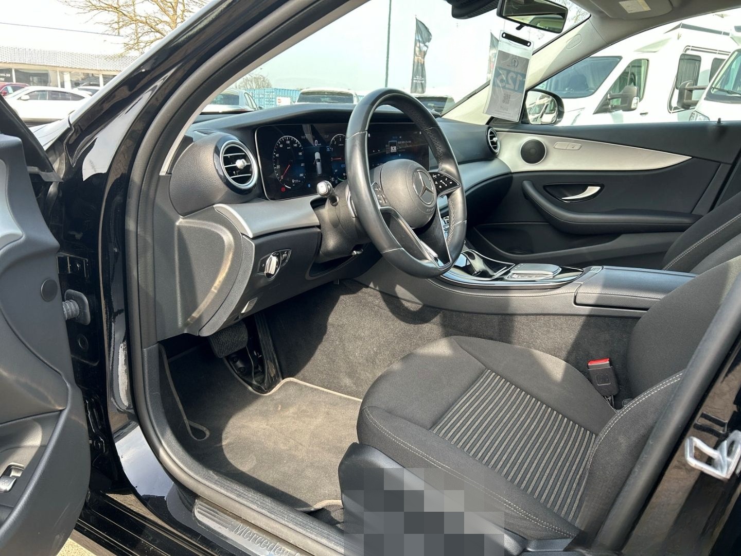 Mercedes-Benz E 300 T de Avantgarde 4Matic Widescreen Cam SHZ  foto 7