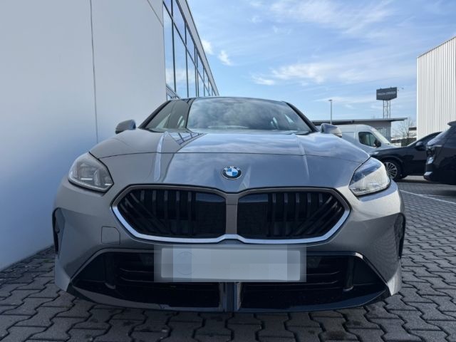 BMW 120 d M Sport 18'' adLED Navi ParkAss SHZ Klimaa foto 2