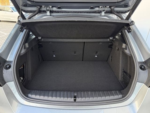 BMW 120 d M Sport 18'' adLED Navi ParkAss SHZ Klimaa foto 13