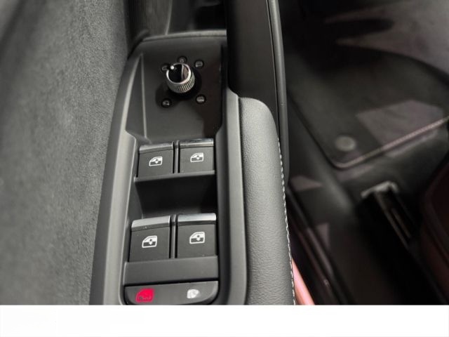 Audi Q5 50 S line TFSI e quattro tronic - Pano AHK Ma foto 14