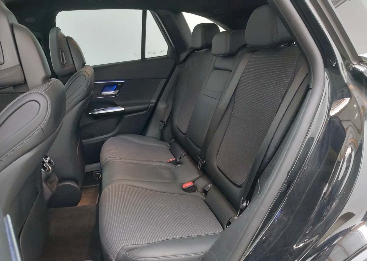 Mercedes-Benz GLC 300e 4MATIC*AVANTG*PANO*DISTRO*AHK*360°*LANE foto 7