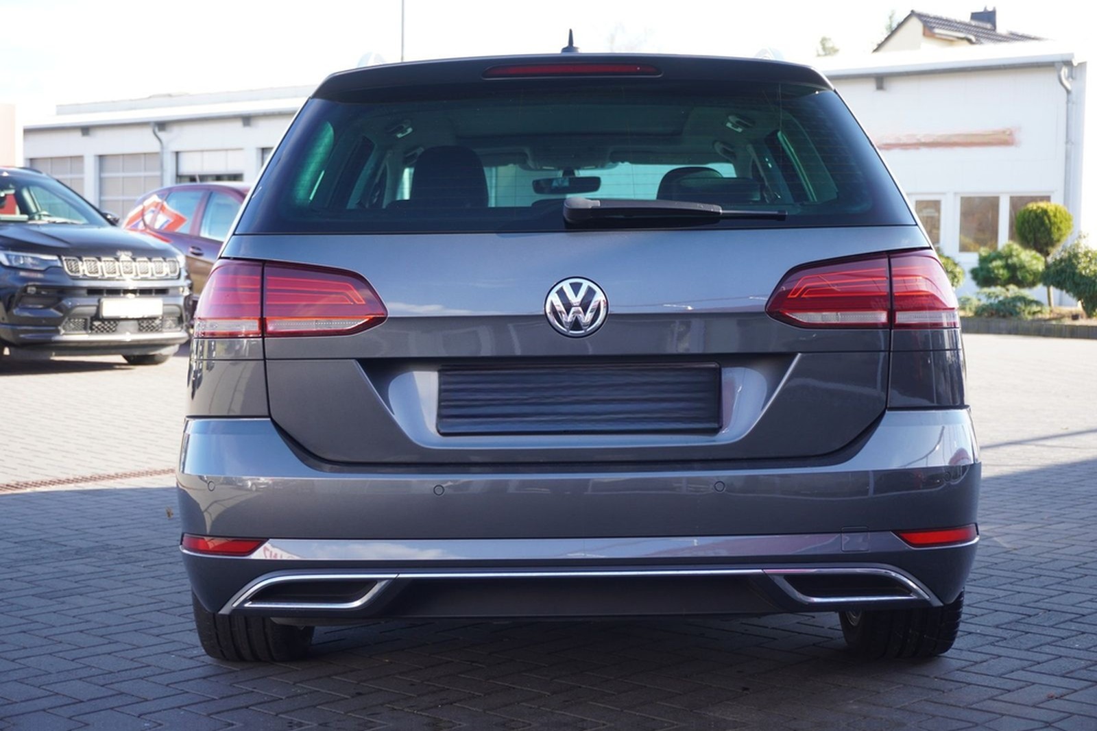 Volkswagen Golf VII Variant 1.5TSI Highline LED Pano Standh foto 4