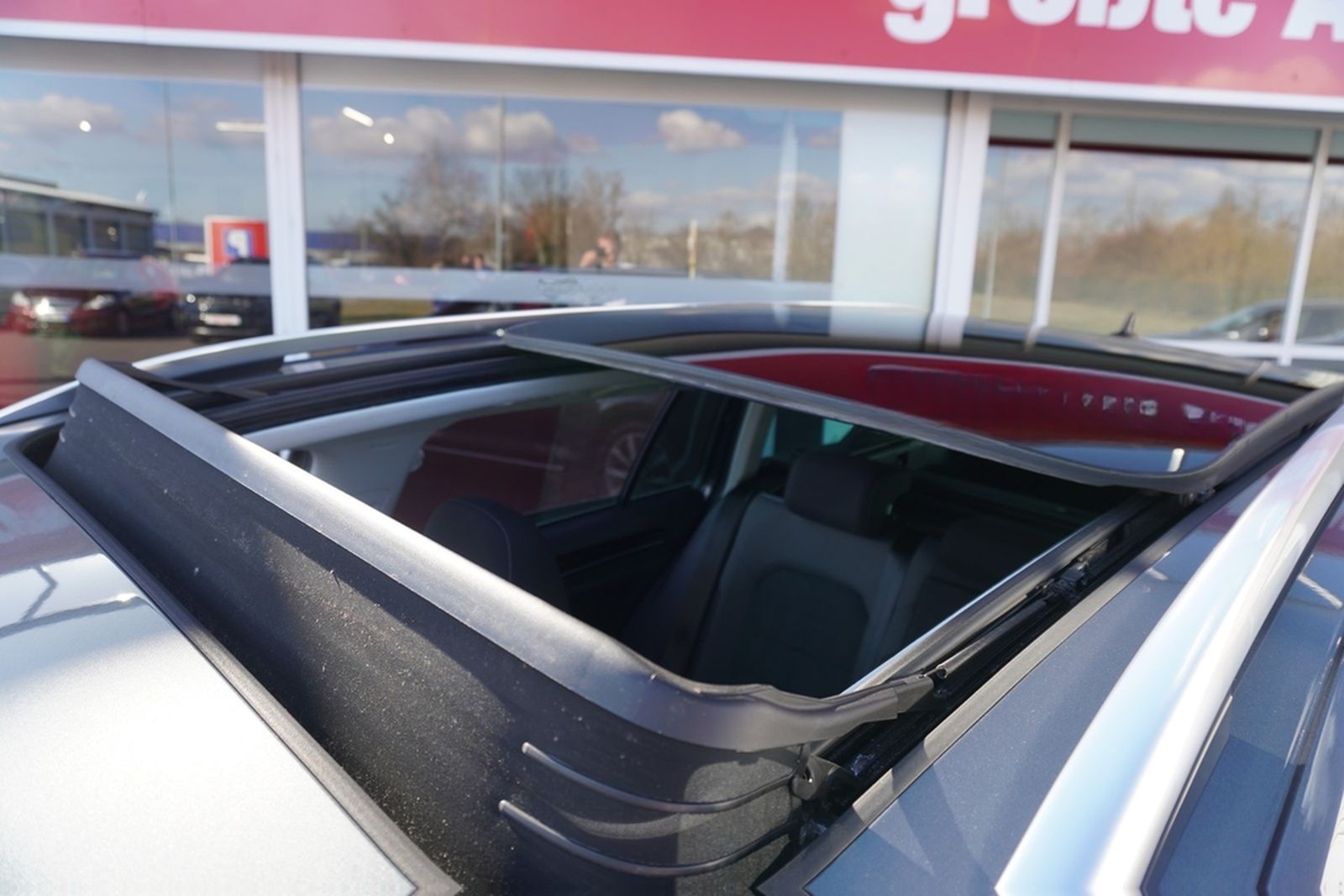 Volkswagen Golf VII Variant 1.5TSI Highline LED Pano Standh foto 36