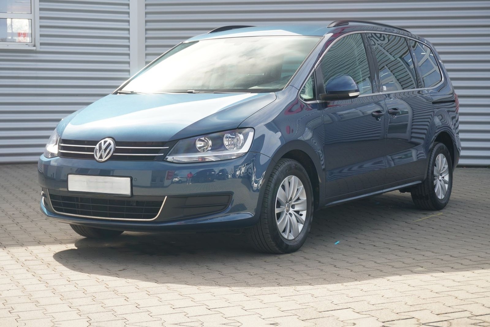 Volkswagen Sharan 2.0 TDI Comfortline 7-Sitzer Navi PDC foto 2