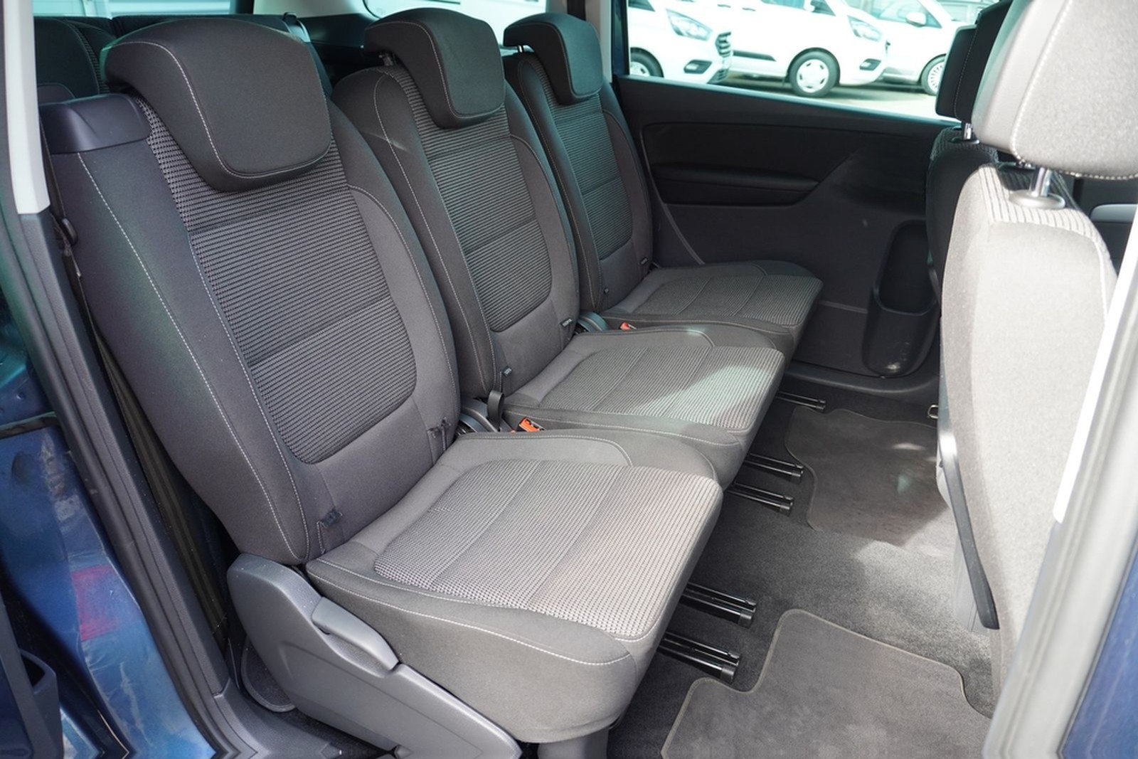 Volkswagen Sharan 2.0 TDI Comfortline 7-Sitzer Navi PDC foto 14
