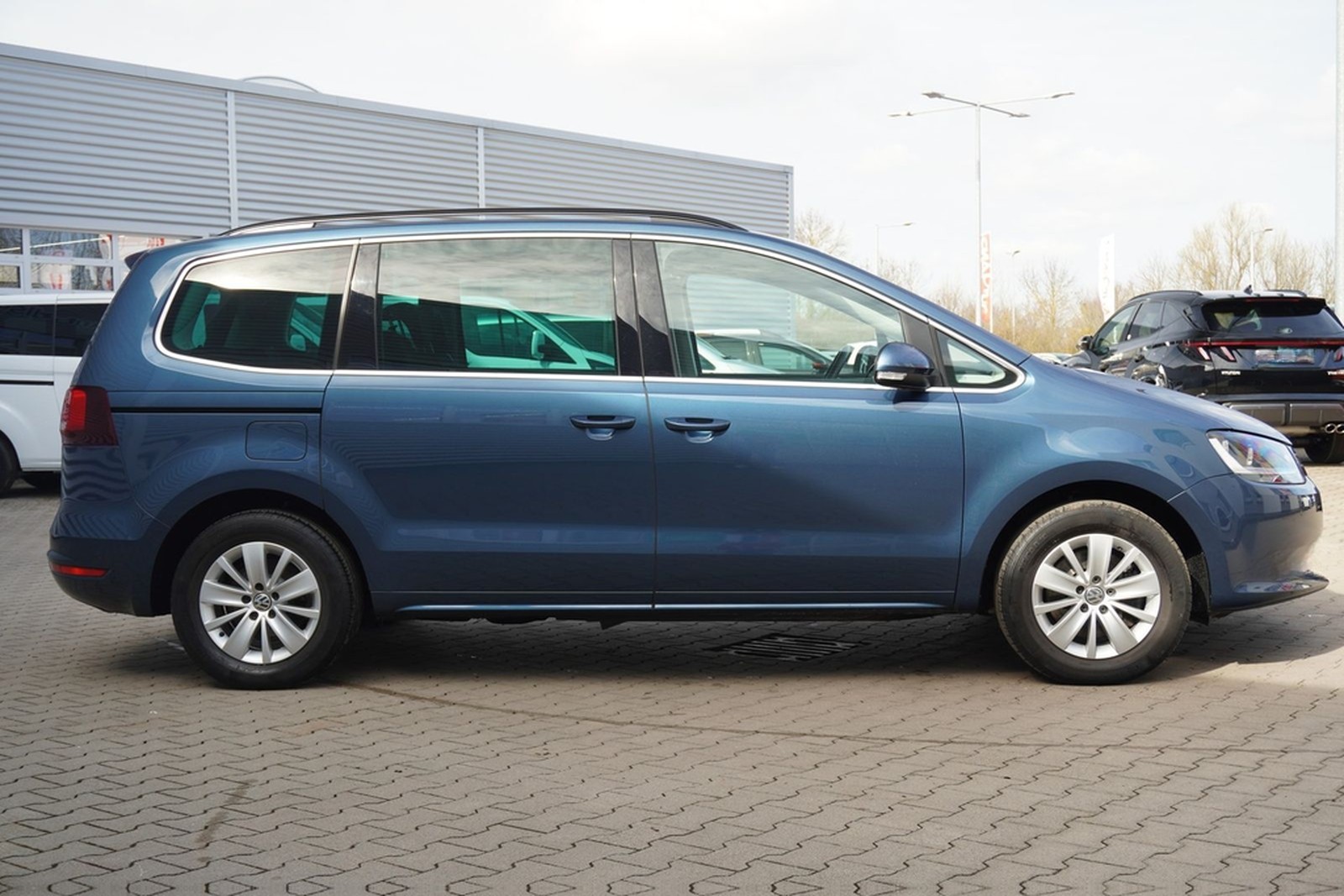 Volkswagen Sharan 2.0 TDI Comfortline 7-Sitzer Navi PDC foto 5