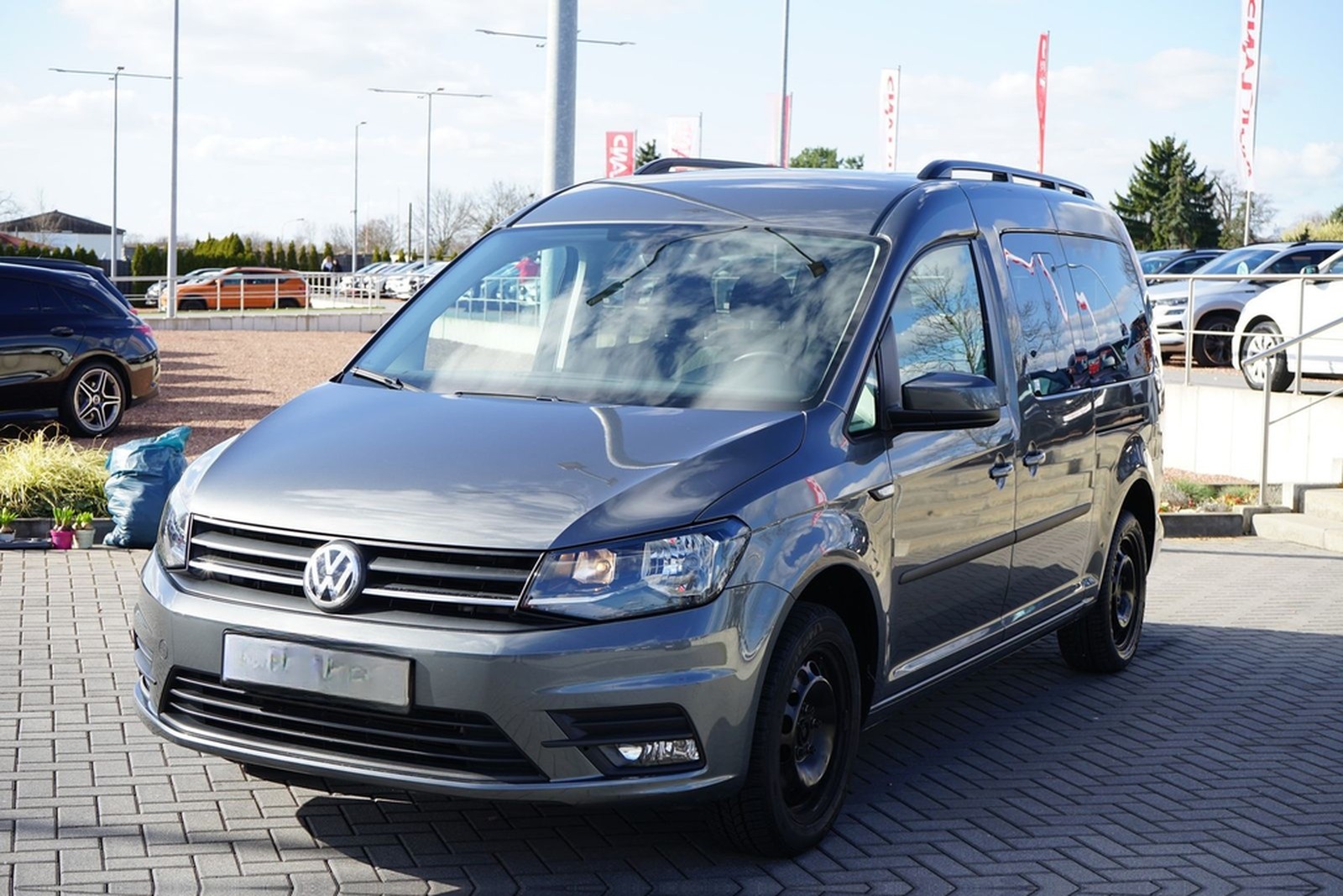 Volkswagen Caddy Maxi 1.4 TSI AAC SHZ 7-Sitzer PDC foto 2