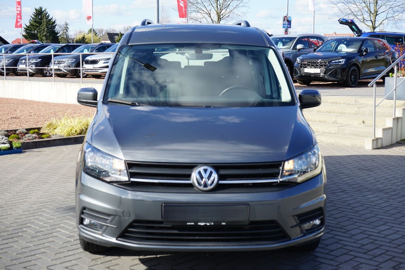 Volkswagen Caddy Maxi 1.4 TSI AAC SHZ 7-Sitzer PDC foto 3