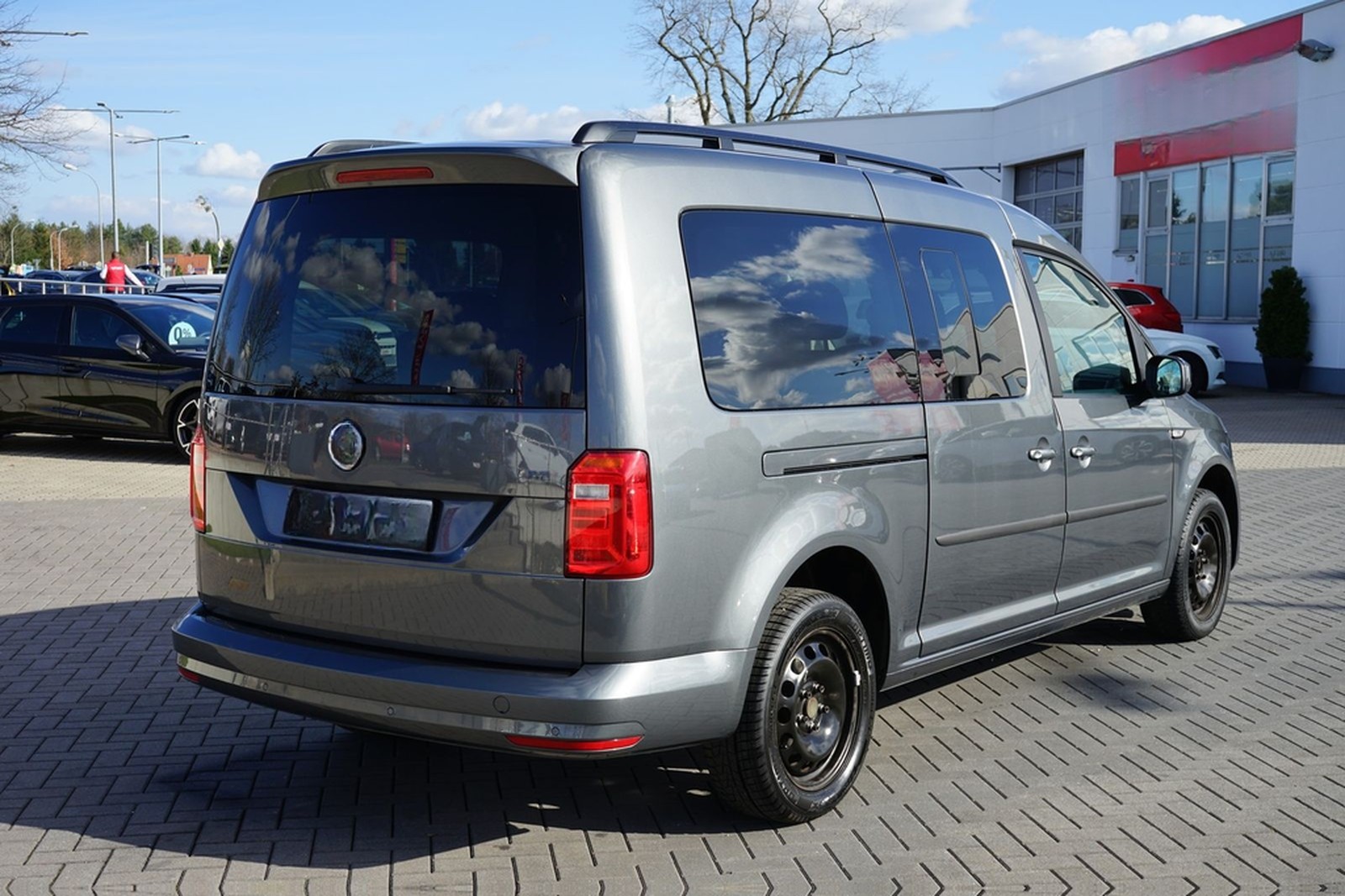 Volkswagen Caddy Maxi 1.4 TSI AAC SHZ 7-Sitzer PDC foto 6