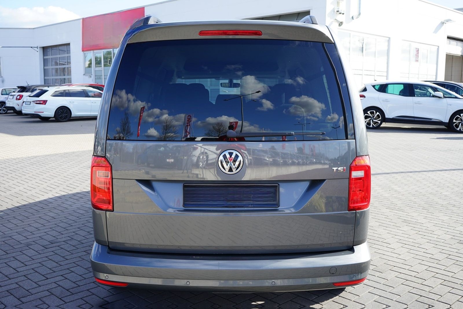 Volkswagen Caddy Maxi 1.4 TSI AAC SHZ 7-Sitzer PDC foto 7