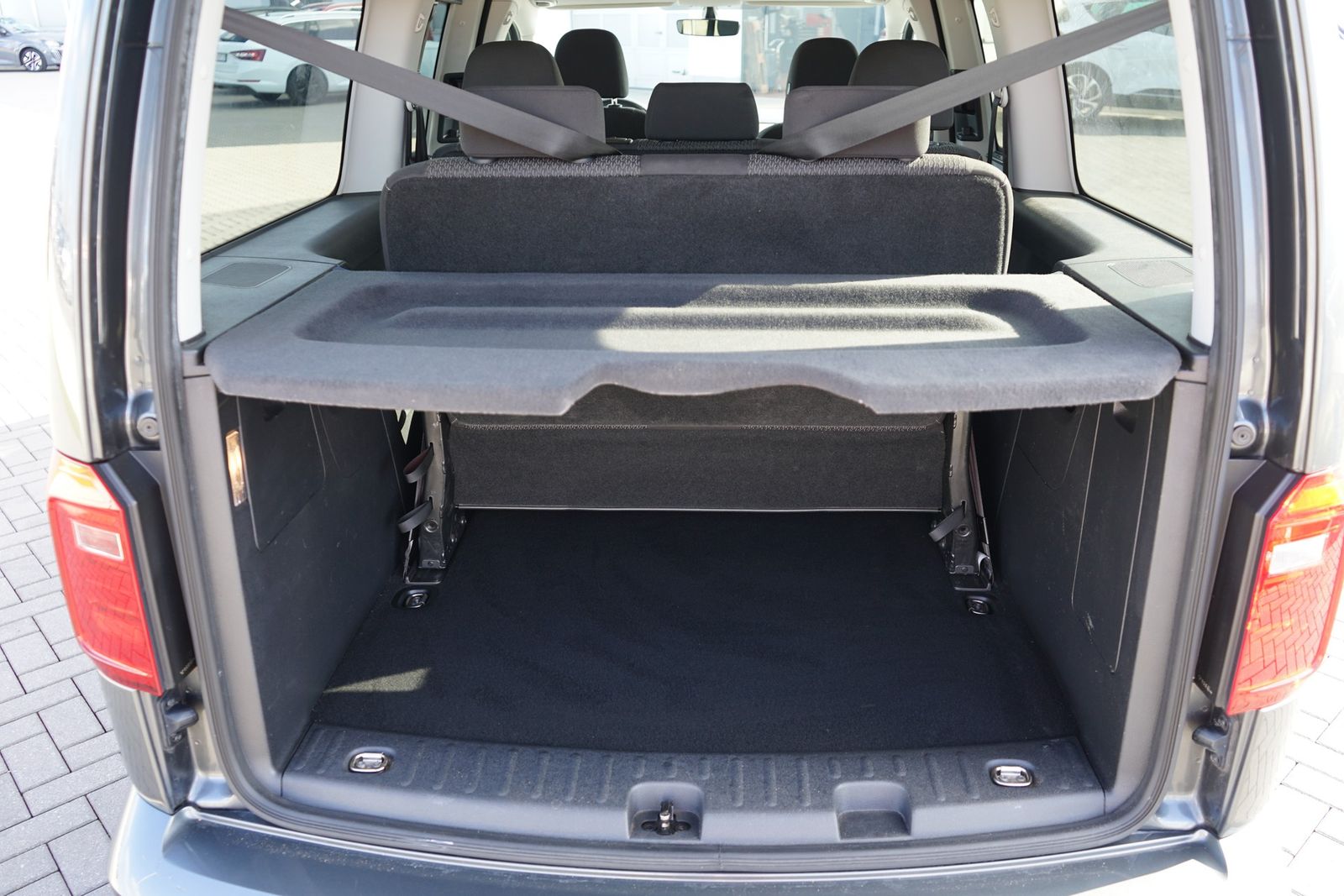 Volkswagen Caddy Maxi 1.4 TSI AAC SHZ 7-Sitzer PDC foto 10