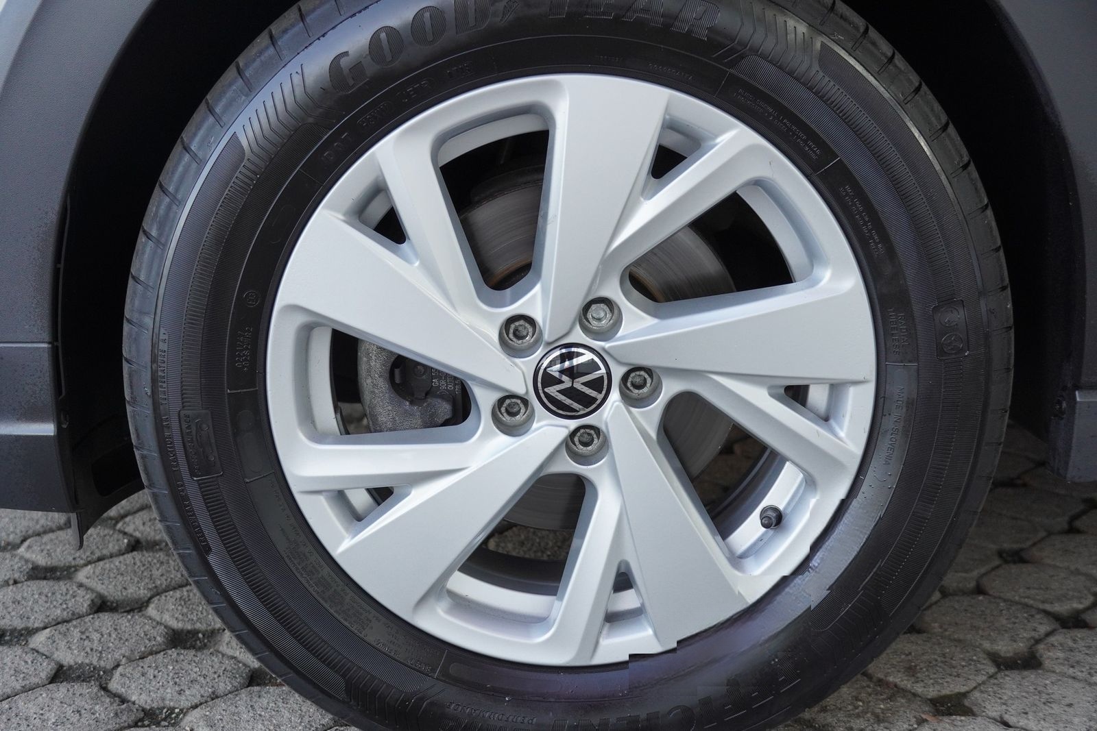 Volkswagen Taigo 1.0 TSI LED AAC SHZ PDC ACC VC foto 9