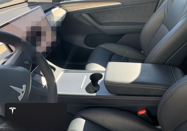 Tesla Model Y Long Range AWD foto 11