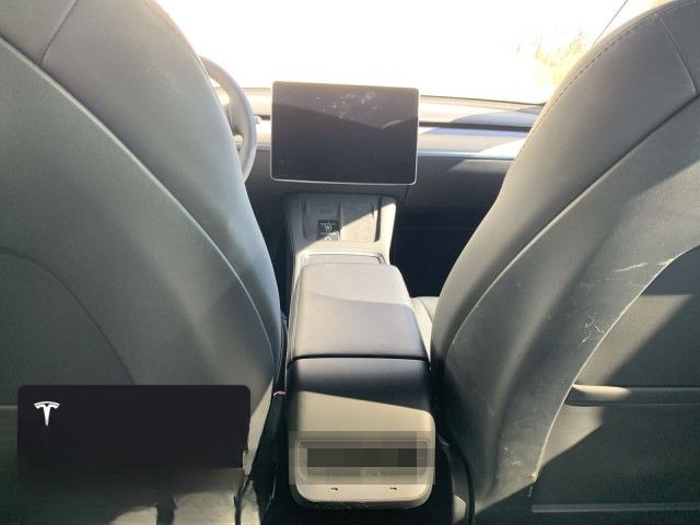 Tesla Model Y Long Range AWD foto 12