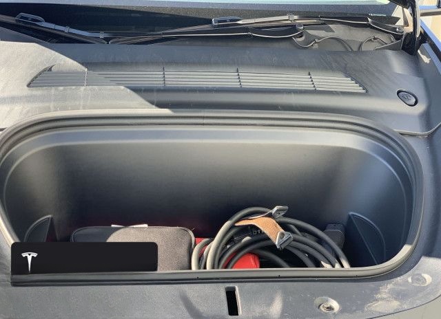 Tesla Model Y Long Range AWD foto 7