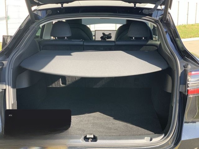 Tesla Model Y Long Range AWD foto 8