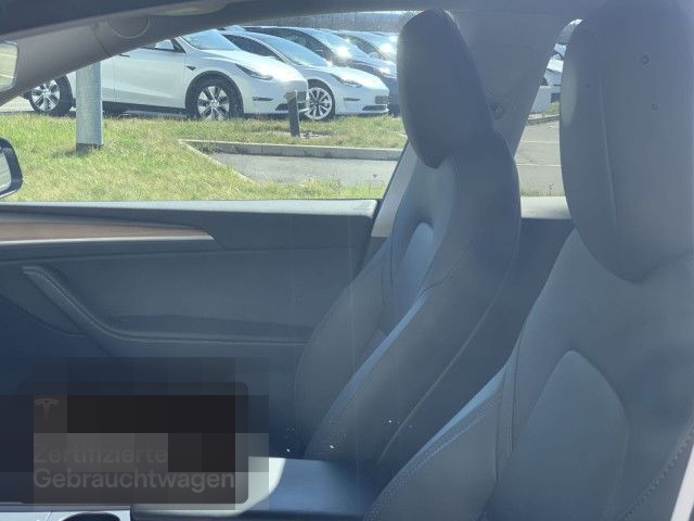 Tesla Model Y Long Range AWD foto 9