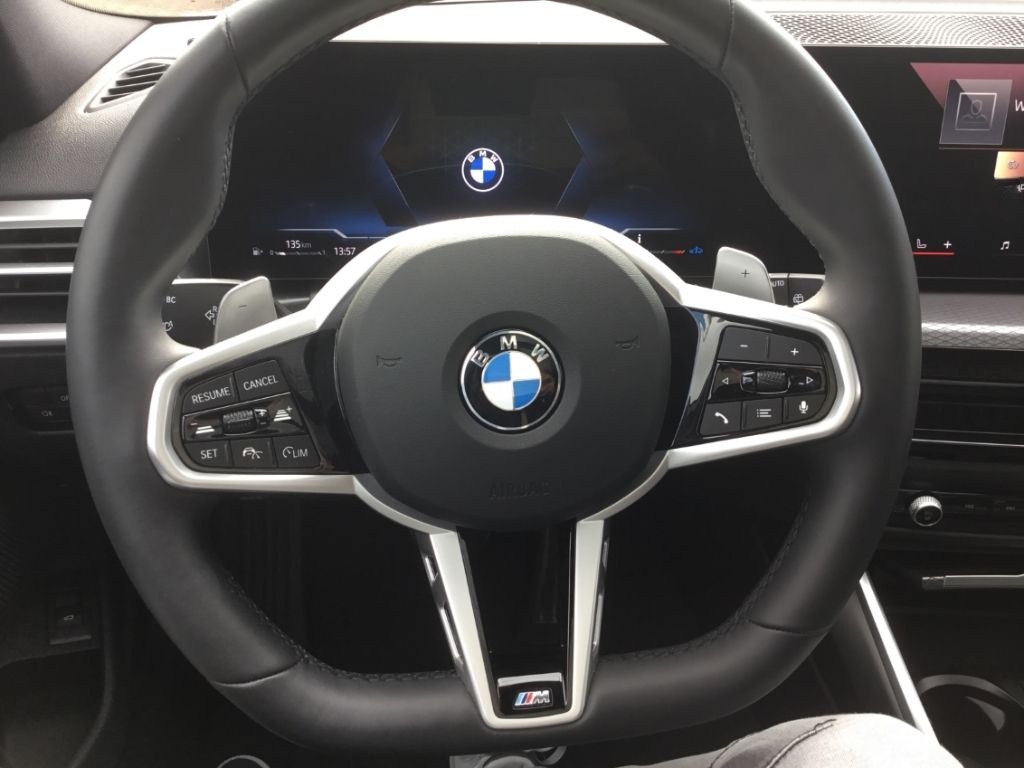 BMW 320 d x M-Sport SR19'' Pano AHK Hifi SportAut/Le foto 13
