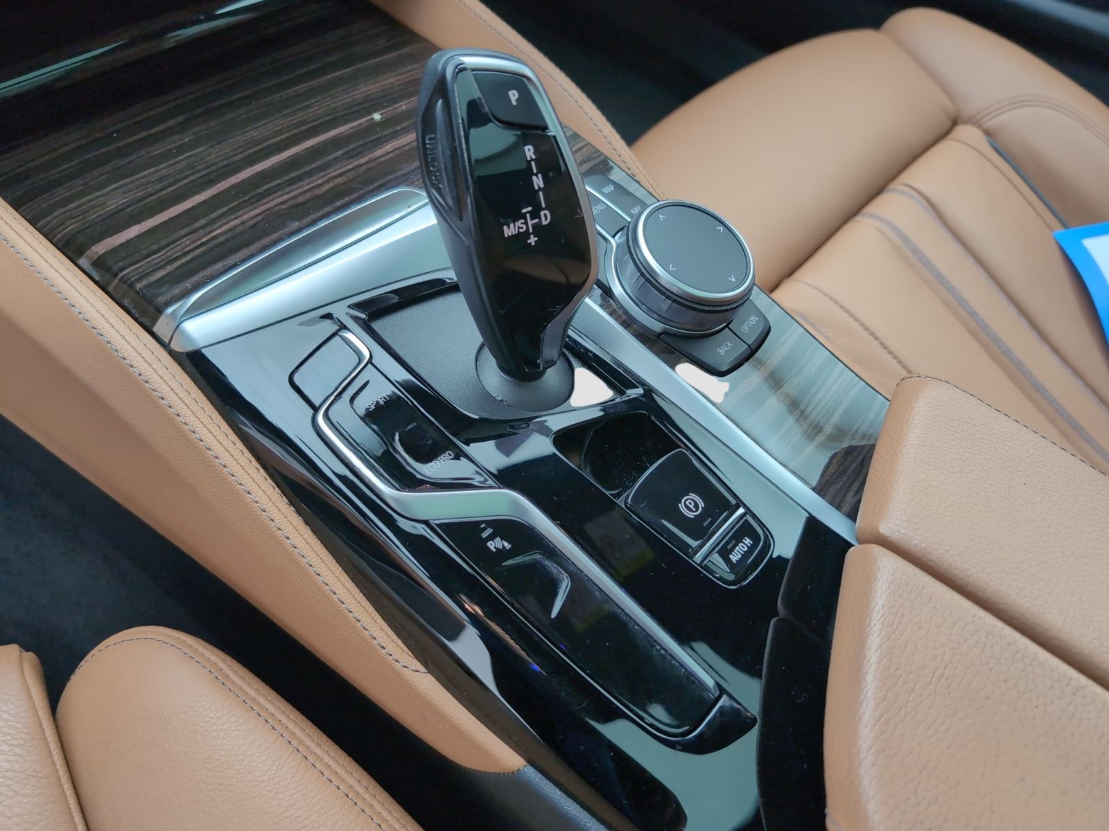 BMW 540d xDrive Touring Sportp. Dig.Cockpit HUD V+H foto 11