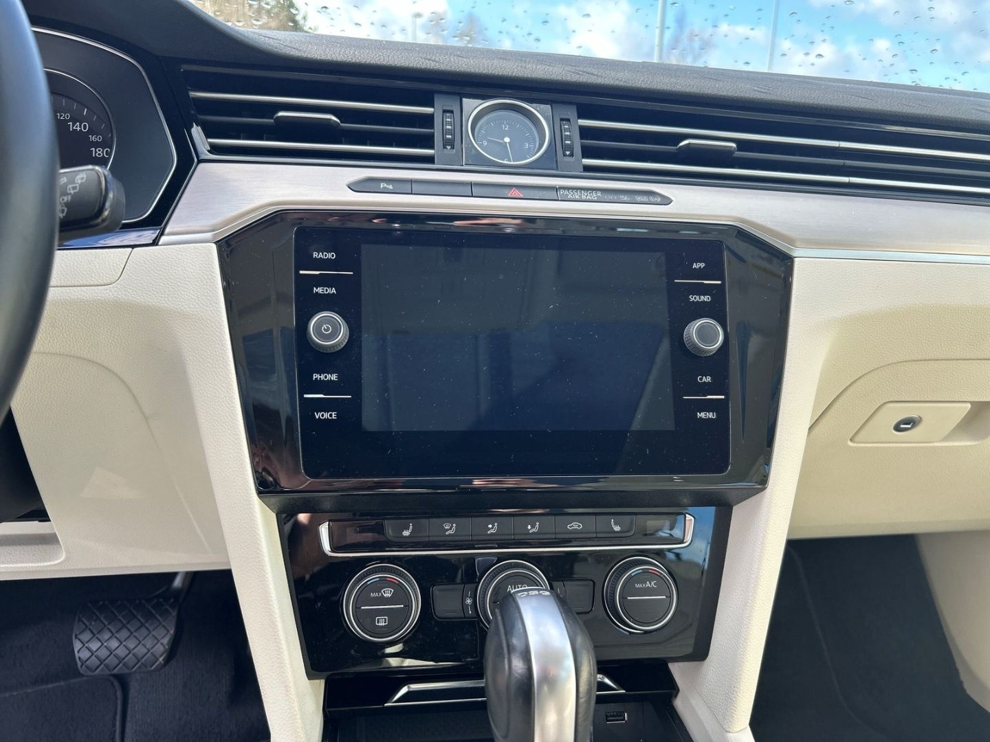 Volkswagen Passat Highline VARIANT 2.0 T Automatik Weisses  foto 11