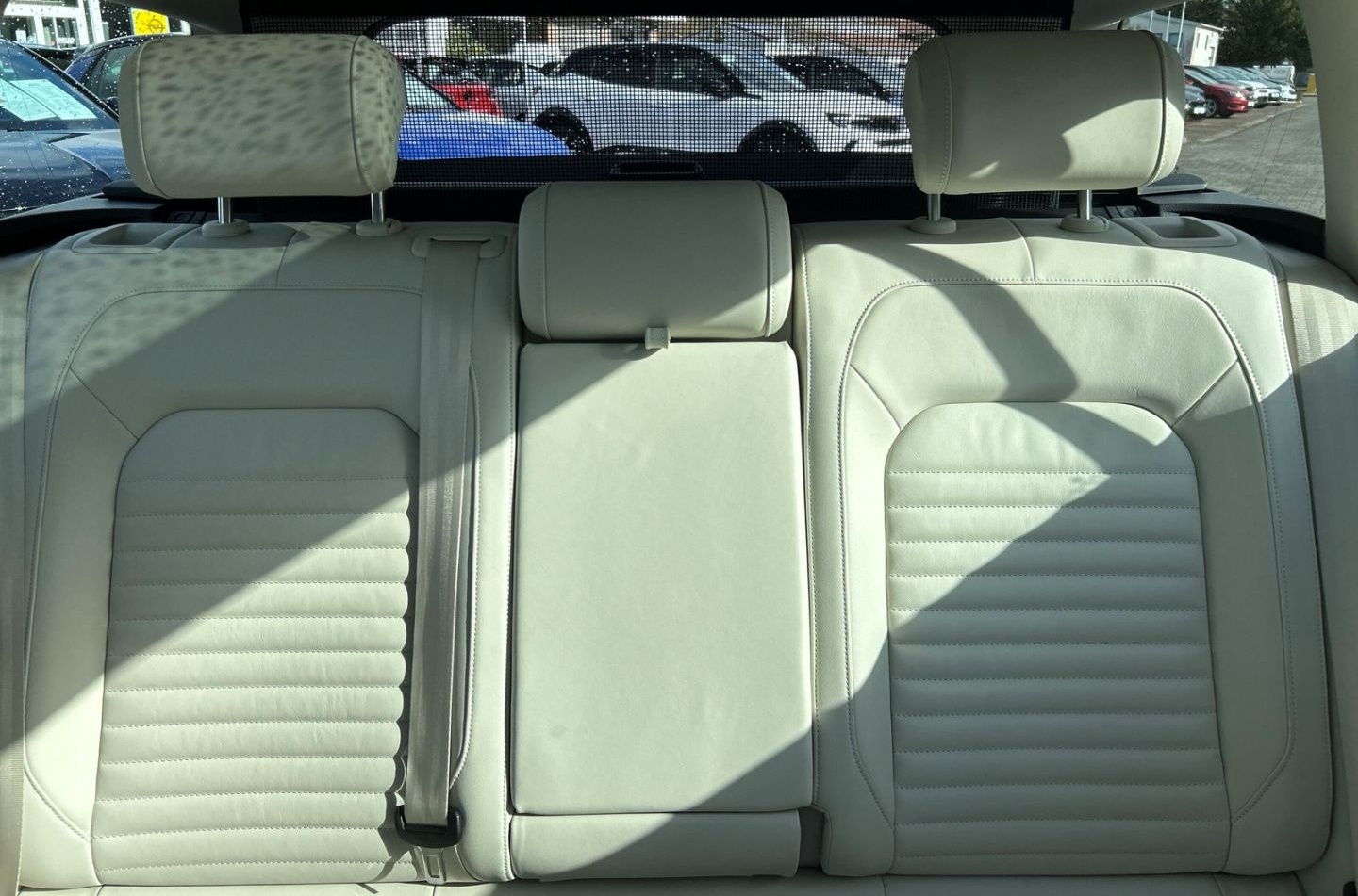 Volkswagen Passat Highline VARIANT 2.0 T Automatik Weisses  foto 21