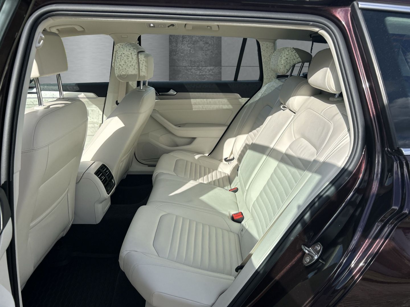 Volkswagen Passat Highline VARIANT 2.0 T Automatik Weisses  foto 9