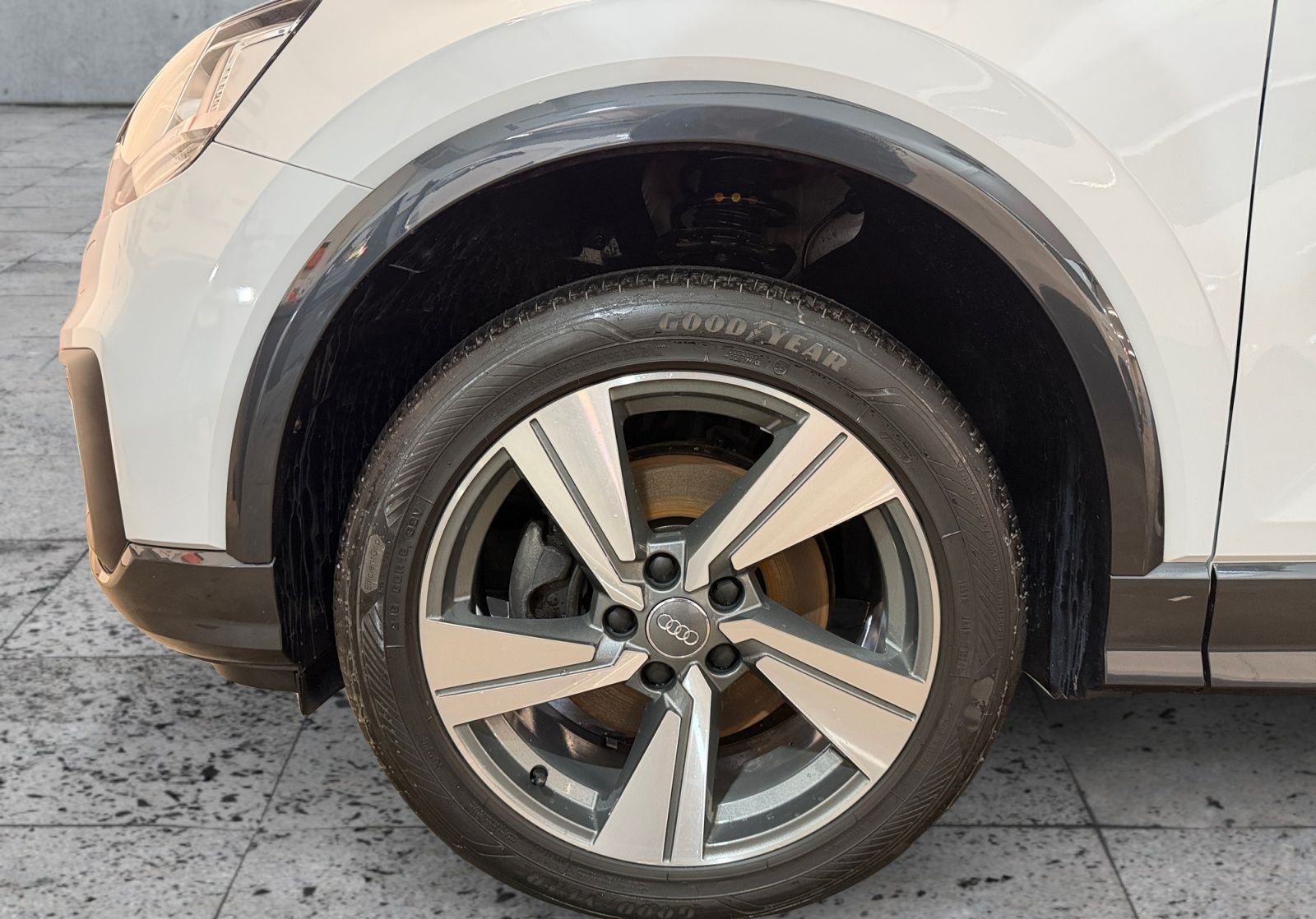 Audi Q2 35 TFSI SPORT LED+NAV+SHZ+PDC+GRA+AHK+APP+SRA foto 8