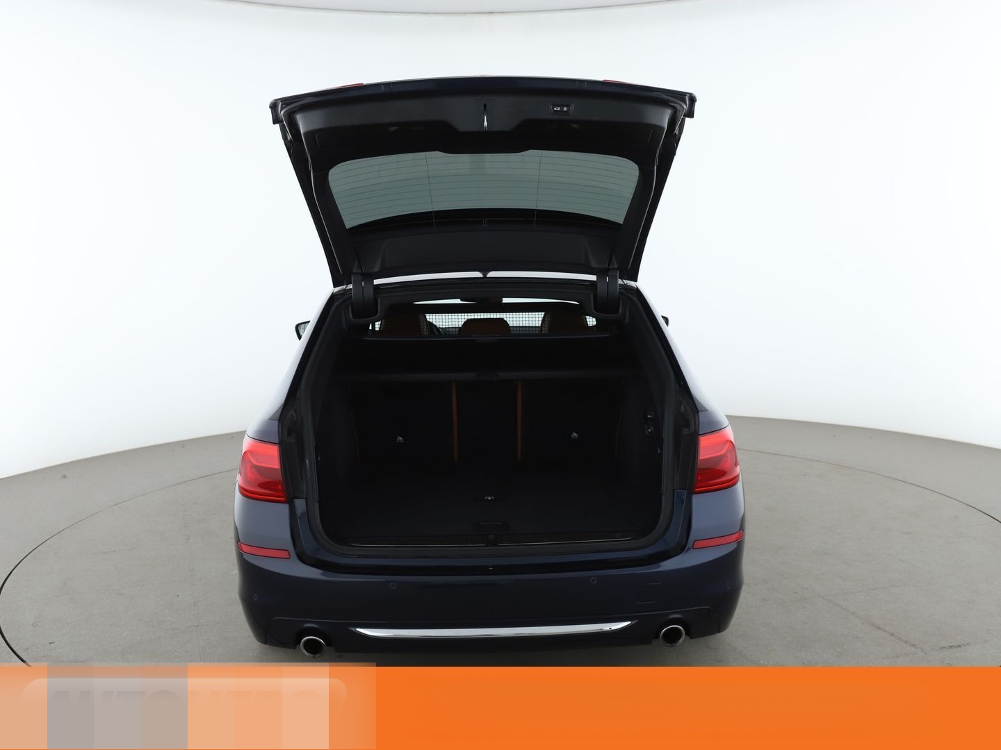 BMW 5er 530d xDrive Luxury Line Aut.*NAVI*ACC*PDC* foto 17