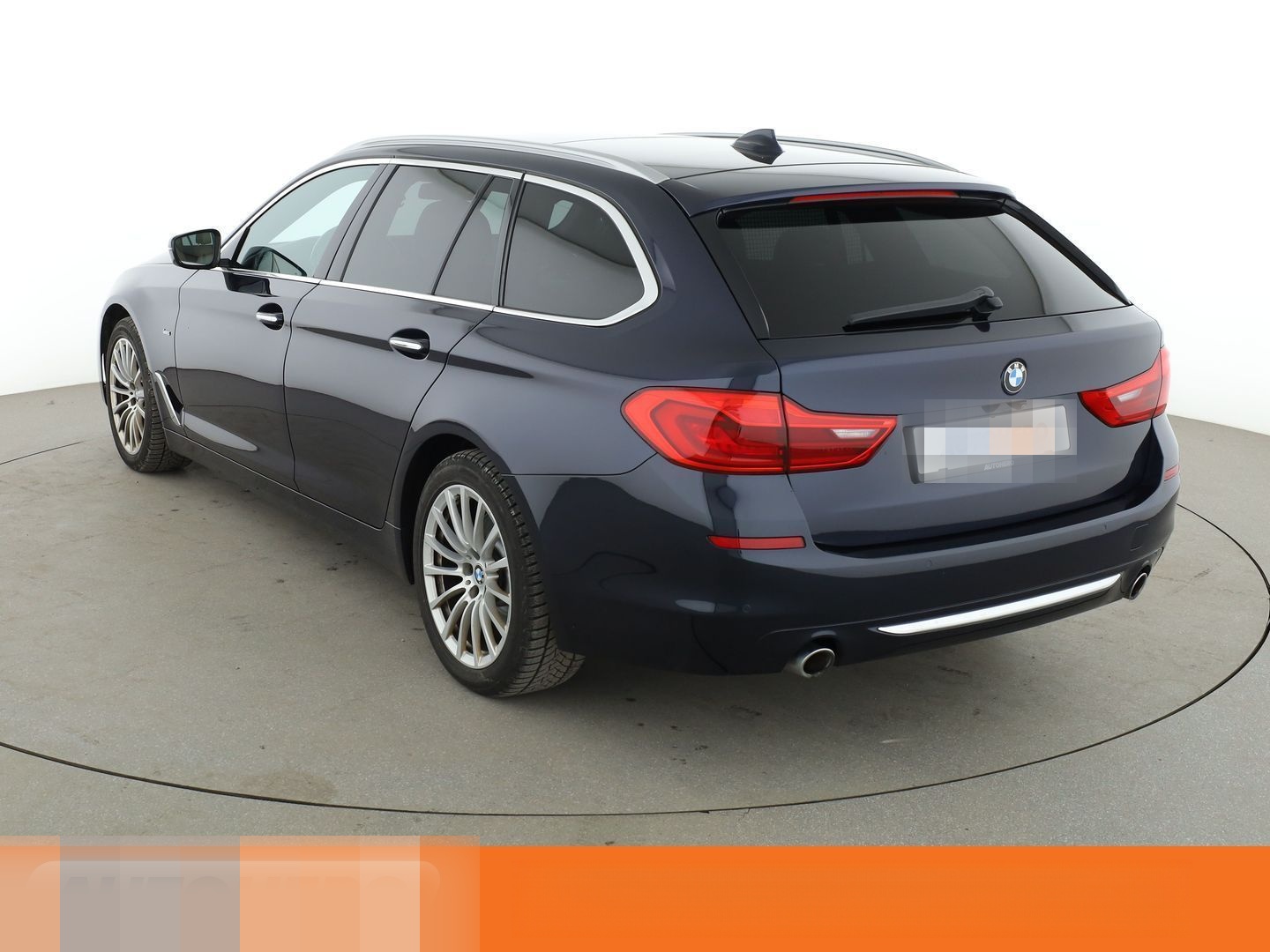 BMW 5er 530d xDrive Luxury Line Aut.*NAVI*ACC*PDC* foto 4