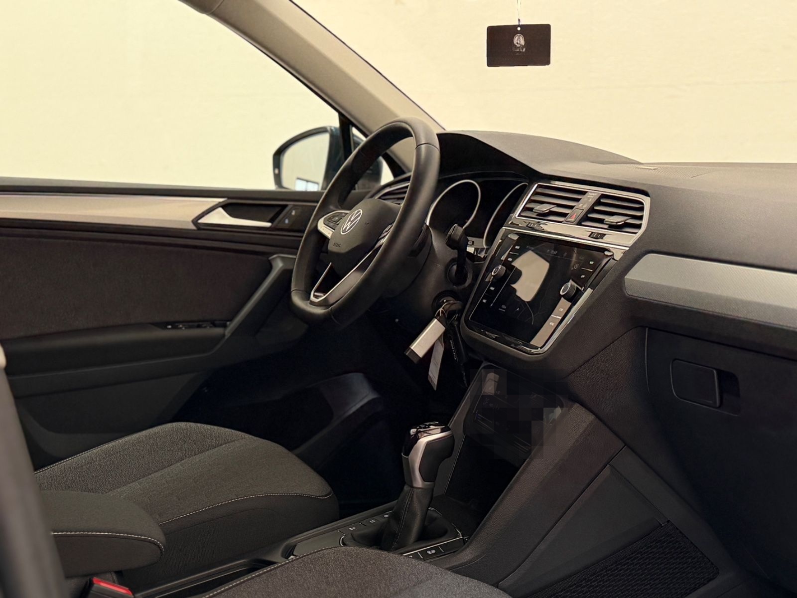 Volkswagen Tiguan Move/IQ.DRIVE/KAM/AMBIENTE/SHZ+HINTEN/ACC foto 14