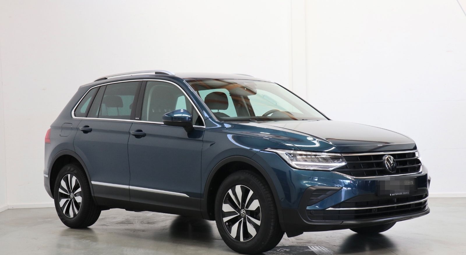 Volkswagen Tiguan Move/IQ.DRIVE/KAM/AMBIENTE/SHZ+HINTEN/ACC foto 4
